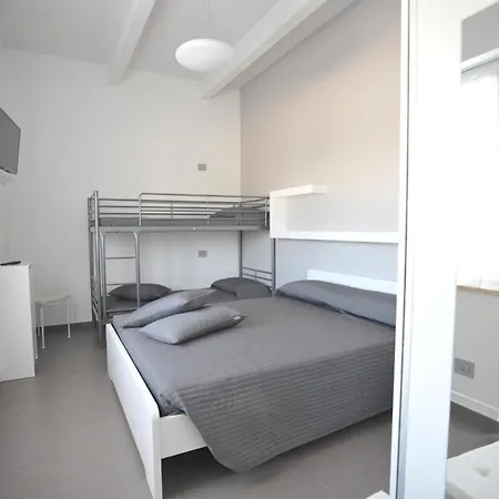 Frontemare 3* 朱利亚诺瓦