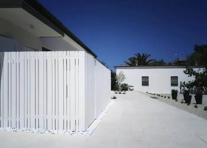 Frühstückspension Frontemare 3*