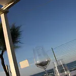 Frontemare Bed & Breakfast 3*