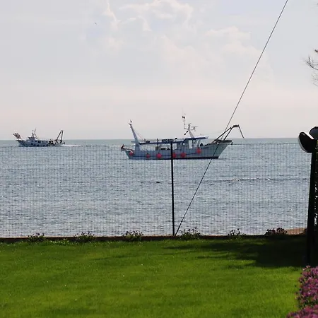 Bed & Breakfast Frontemare