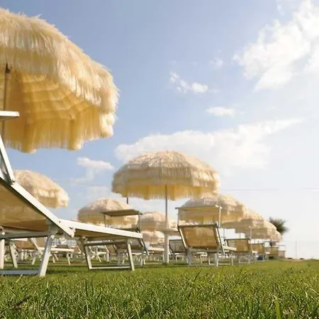 Bed & Breakfast Frontemare 3*