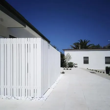 Bed & Breakfast Frontemare 3*