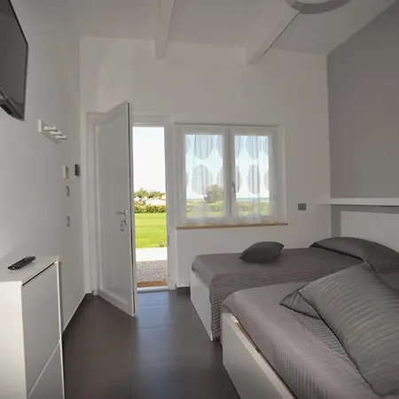 Frontemare Bed & Breakfast